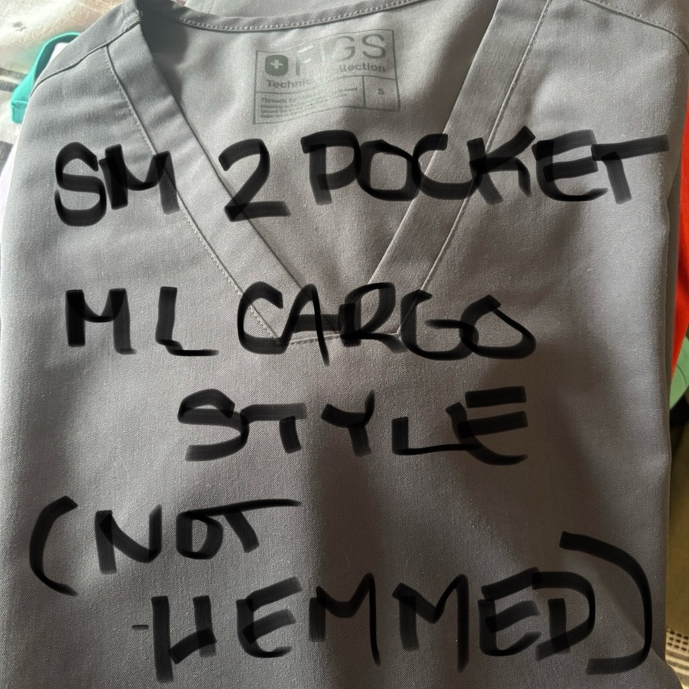 Figs Gray Scrub Set - image 1